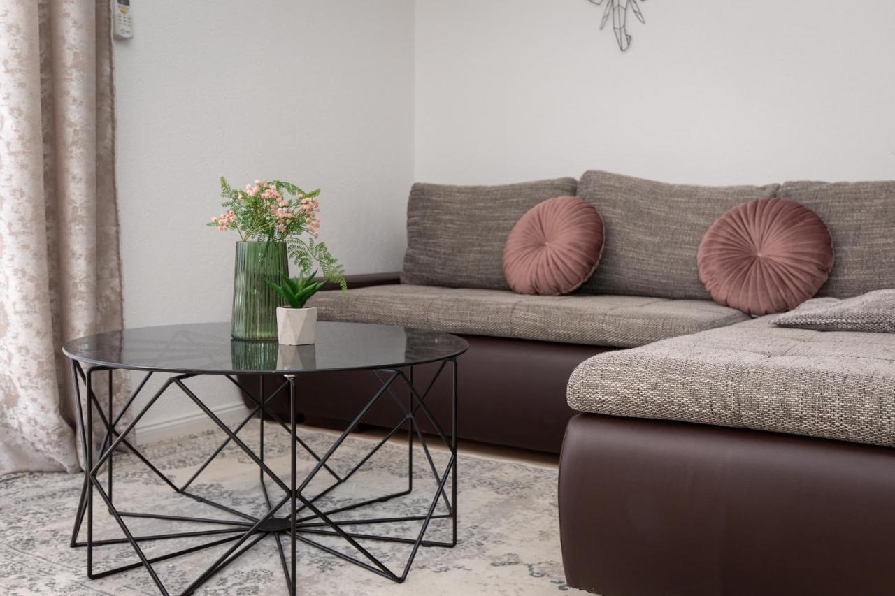 Apartment Antoni 2 Подстрана Екстер'єр фото